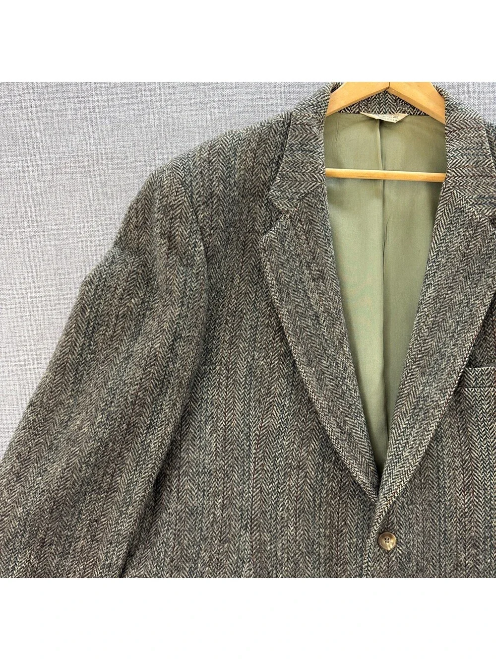 Vintage New England Collection Wool Tweed Herringbone Blazer USA 44R Sport Coat